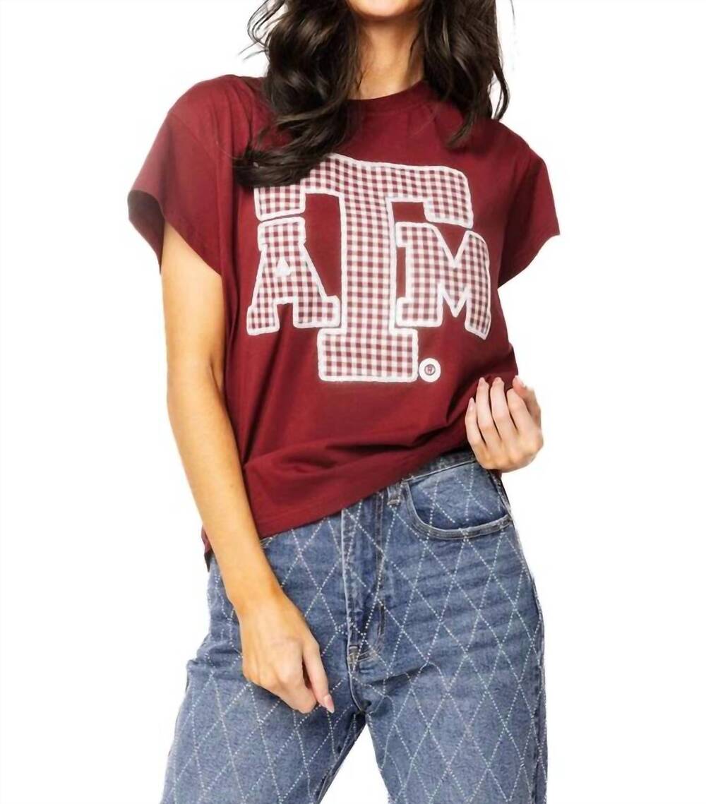 NEW QUEEN OF SPARKLES texas a and m gingham mascot tee in burgundy